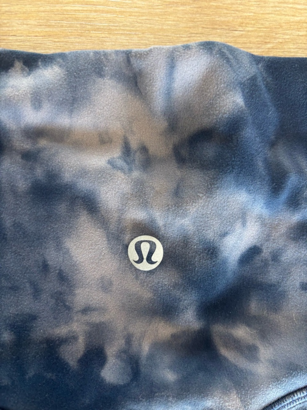 lululemon athletica Tie-Dye High-Rise Leggings in Navy and Gray - Picture 3 of 4